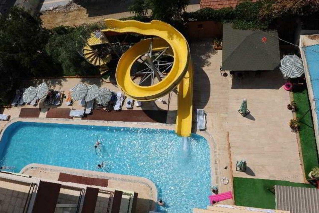 Holiday World Hotel Alanya Buitenkant foto
