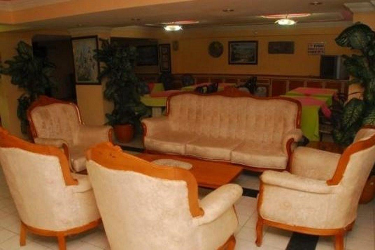 Holiday World Hotel Alanya Buitenkant foto