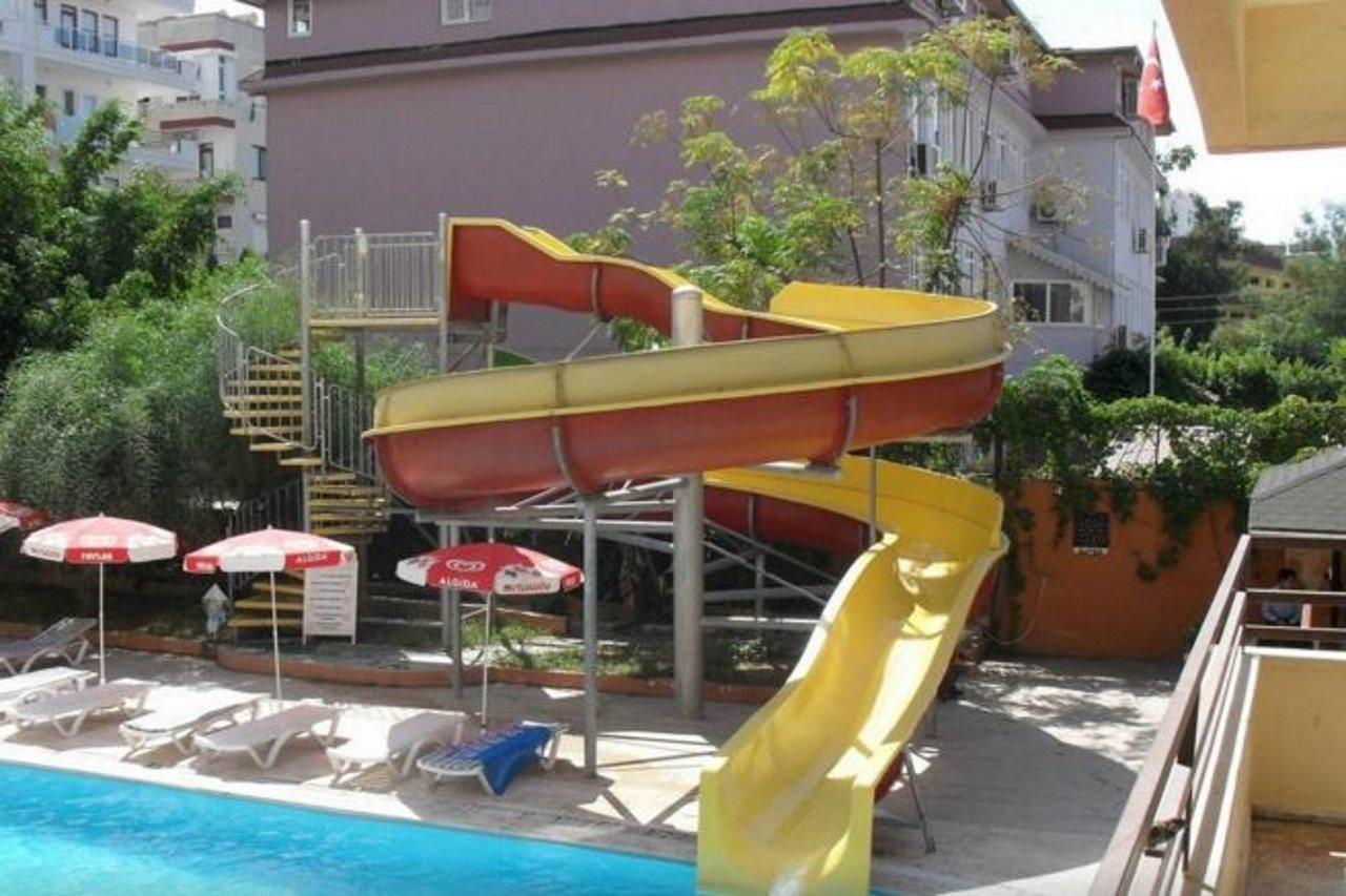 Holiday World Hotel Alanya Buitenkant foto