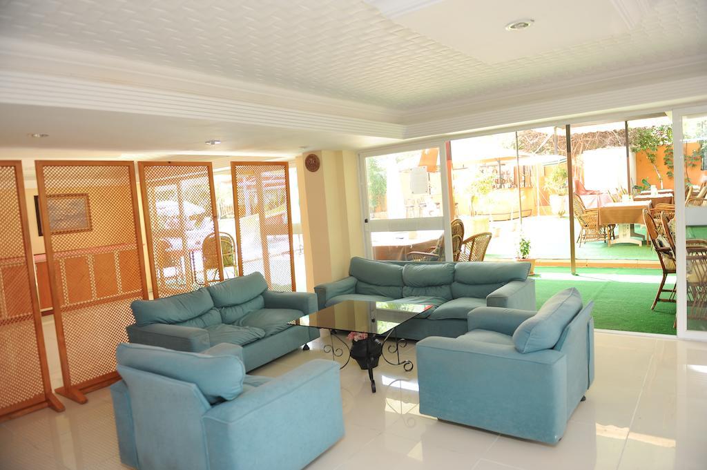 Holiday World Hotel Alanya Buitenkant foto